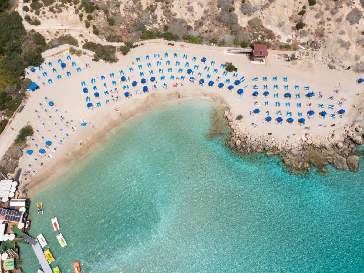 Sanders Mythical Blue Villas Paralimni Exteriör bild